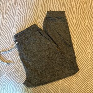 Vuori Performance Joggers